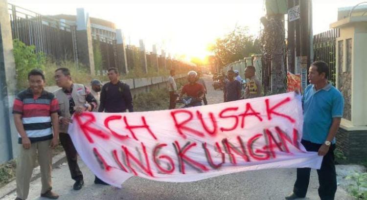 Warga Protes ke Pj Gubri SF Hariyanto soal Pembangunan Riau Creativehub (RCH)